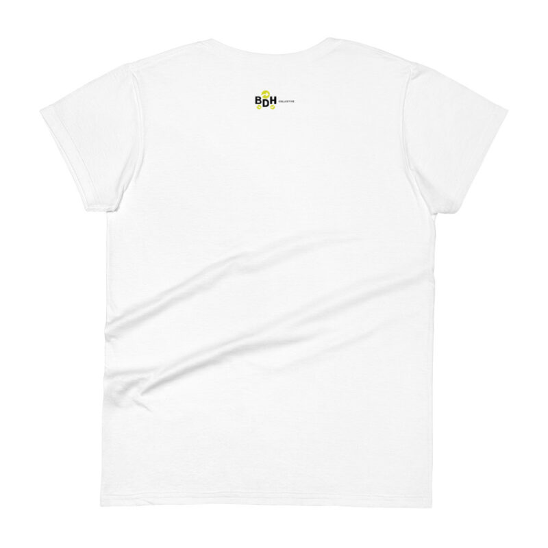 ChicComfort T-Shirt - Image 7